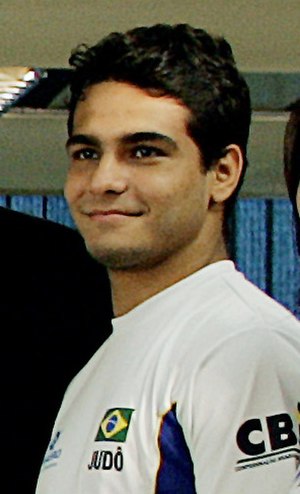 Leandro Guilheiro